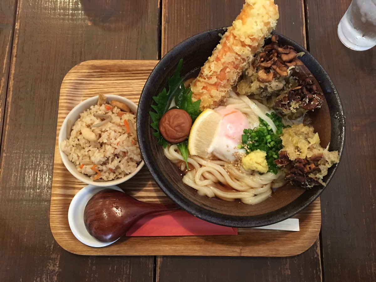 8CH_GO's tweet photo. うどん屋 きすけ
大阪市北区鶴野町4−1コープ野村梅田Ａ棟
本格的な讃岐饂飩（さぬきうどん）が大阪市梅田近くで食べれる！
オススメは鯛チクワ天のぶっかけ
#きすけ #うどん #大阪 #8CH #グルメ https://t.co/6zNnnDVOMQ
