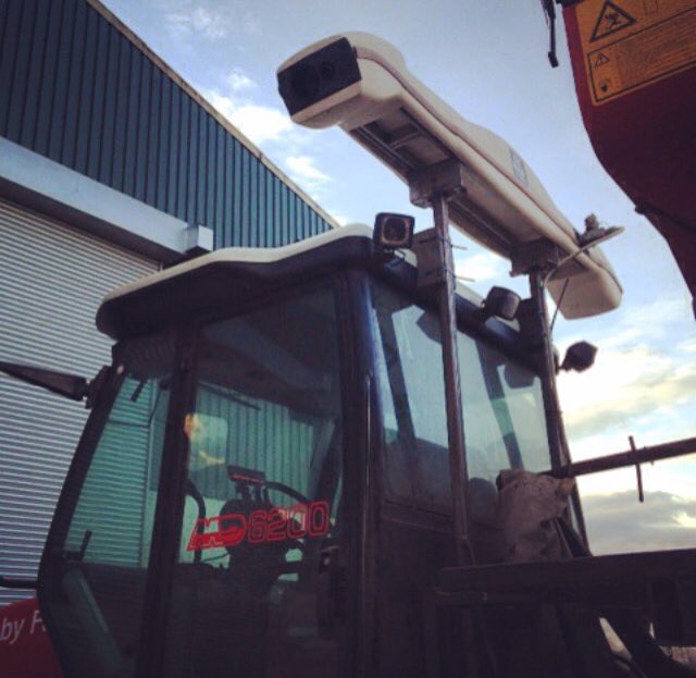 PrecisionDec's tweet image. Another #NSensor install done! This time onto a @KellandsLtd #multidrive @Yara_UK