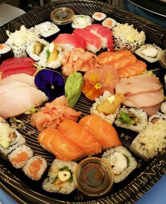 RealSushi11's tweet photo. Treat the office to a Guildford platter this lunchtime? Only £29!! 🍣👌🏻 https://t.co/v96N8fXwDe