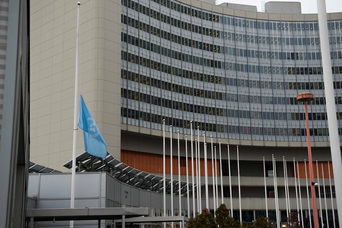 UN_Vienna's tweet photo. .@UN flag at half-mast @UN_Vienna for late Secretary-General Boutros Boutros-Ghali https://t.co/vzMNK1Brr1
