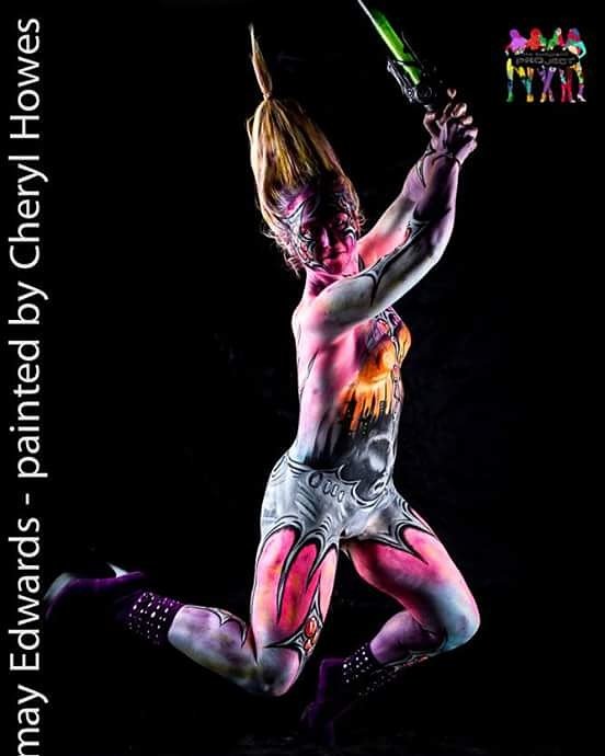 haylee_mai's tweet photo. Amazing #bodypaint #bodyart by Cheryl Howes. Image by Gary Pate. #ukbpl #bodypaintmanchester #manchesterbodypaint https://t.co/HeRVxlWiji