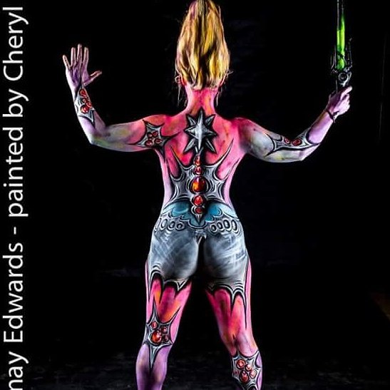 haylee_mai's tweet photo. Amazing #bodypaint #bodyart by Cheryl Howes. Image by Gary Pate. #ukbpl #bodypaintmanchester #manchesterbodypaint https://t.co/HeRVxlWiji