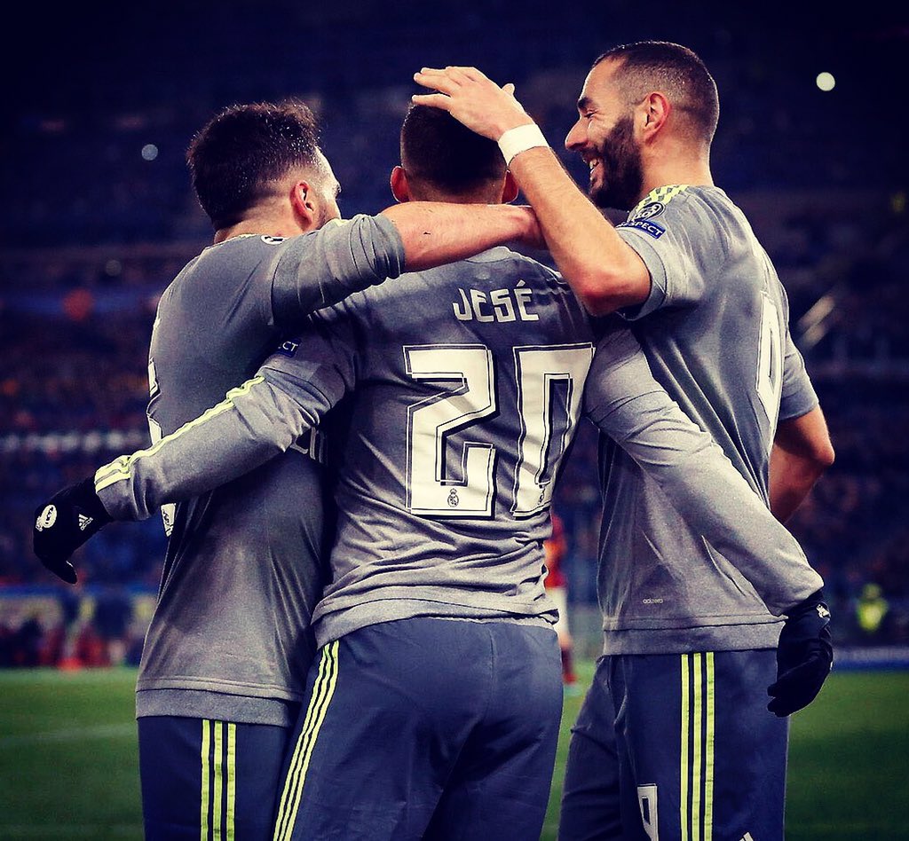 JeseRodriguez10's tweet photo. ⚽️⚽️⚽️⚽️!🚀 https://t.co/Dm5P5bofyx