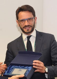 Vikyanna_it's tweet photo. #Vikyanna: l'agevolatore d'#impresa. L'intervista a Stefano Pigolotti. Leggila su https://t.co/rI9fb3sT1H https://t.co/5meLNRzm5M