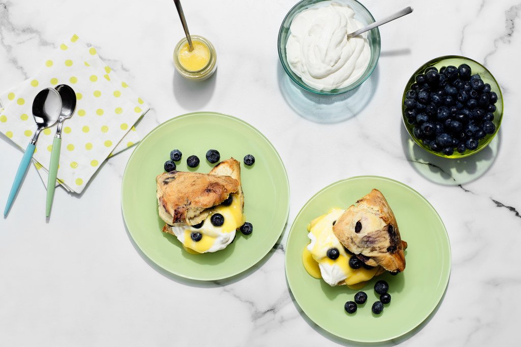 epicurious's tweet photo. Get lemony fresh: https://t.co/A4JSEnxeKC https://t.co/4BNorbqYXn