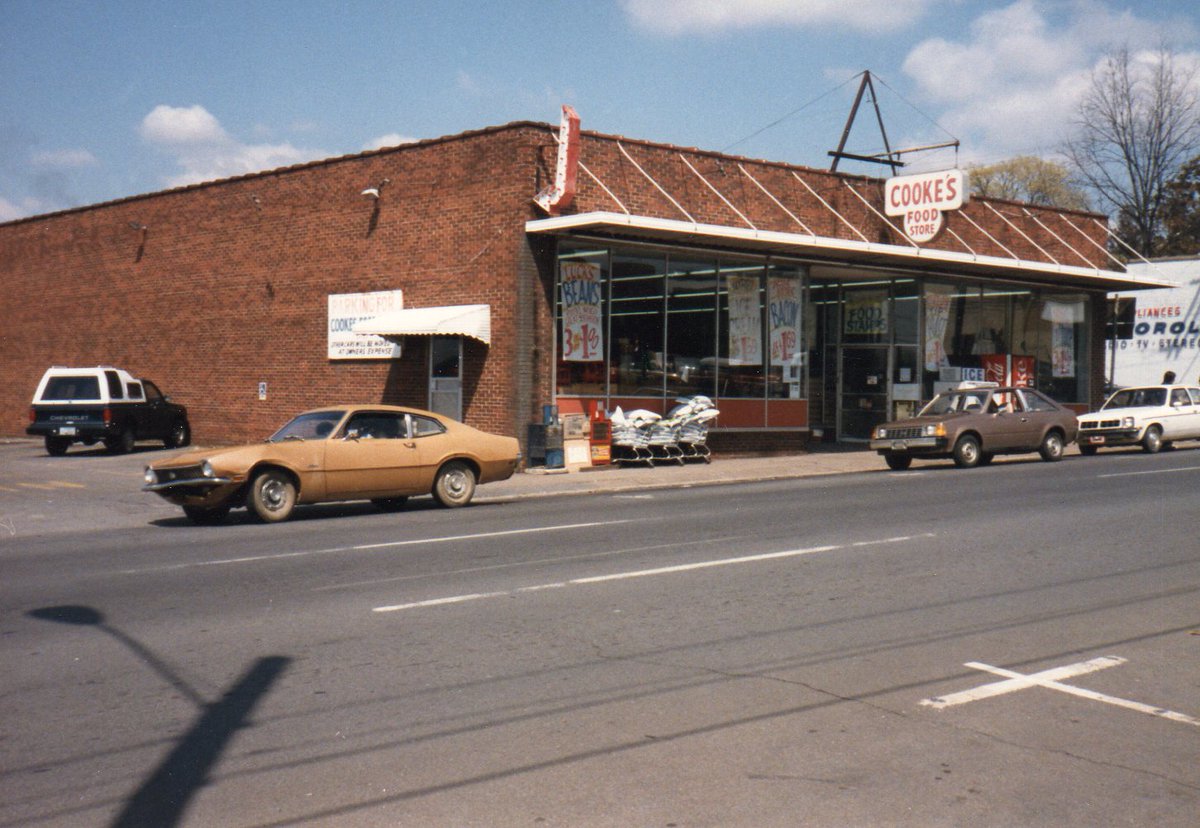 CookesFoodStore's tweet photo. Cooke’s on Inman Street was sure a great place. Does anyone have any memories there? #tbt https://t.co/iirTDT802H