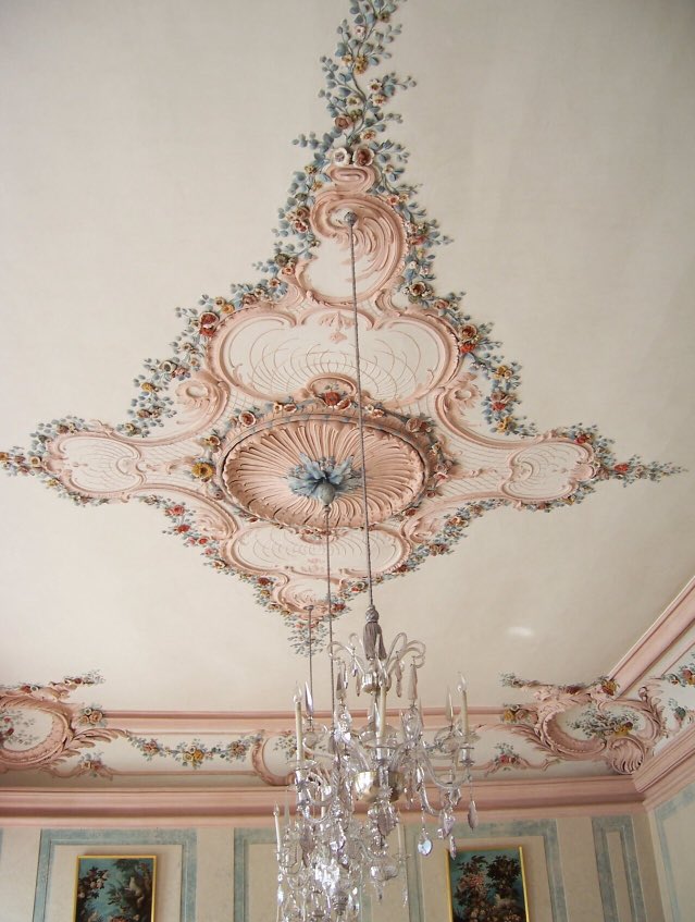 artoftheserpent's tweet photo. Rundale Palace. https://t.co/fS7oU6VTZl