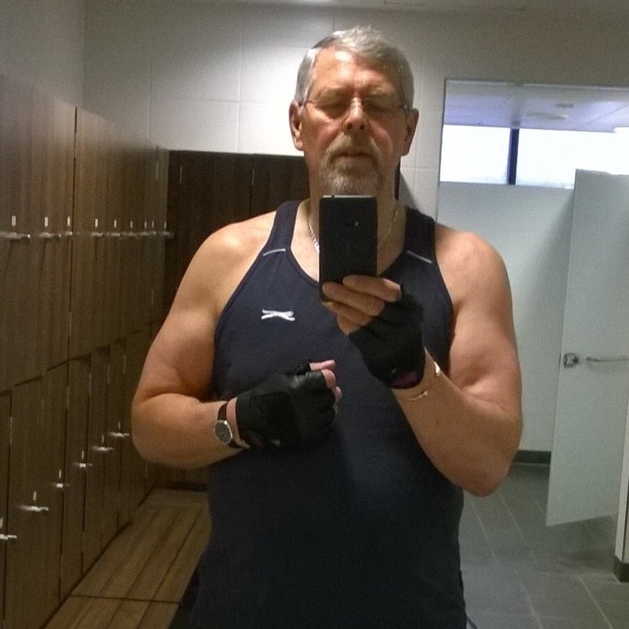 banacek10's tweet photo. @BraintreeDC @Fusion_LS this is me 4wks ago at the gym in Witham. After major surgery for lung cancer. https://t.co/TggXw5oK1B