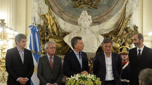 Clarín tweet media