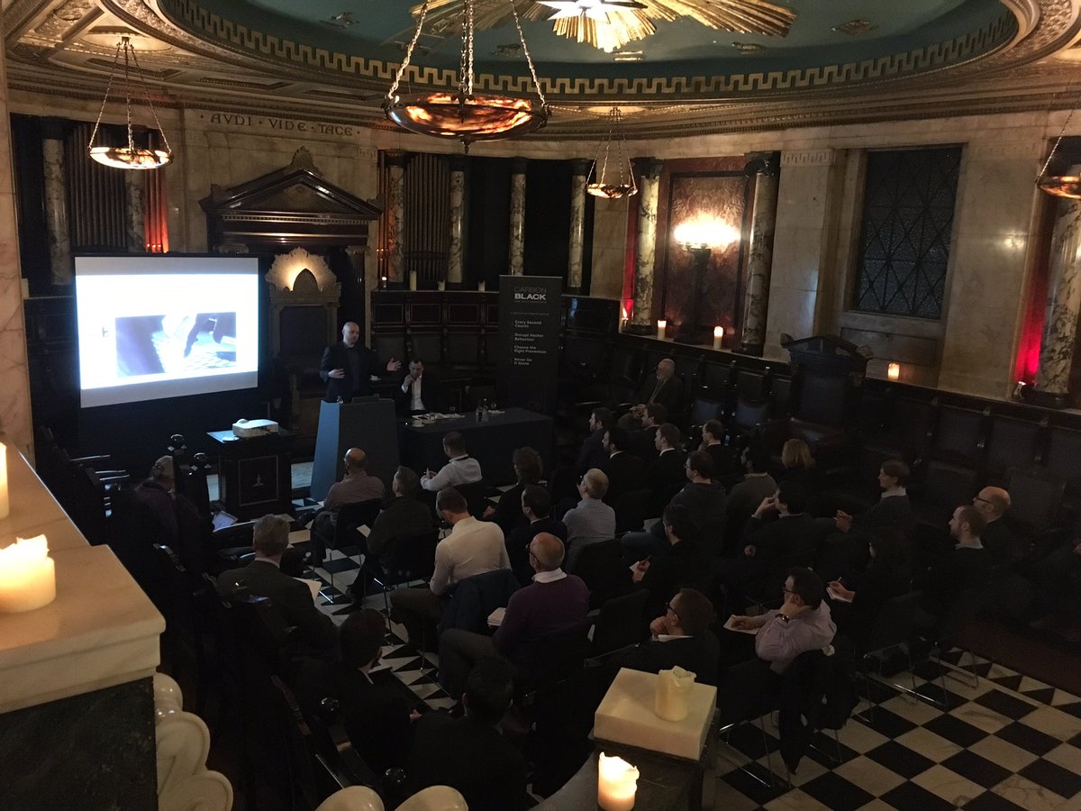 NicoleLouise254's tweet photo. @chicagoben doing what he does best at @CarbonBlack_Inc's UK threat hunting event #cybersecurity #3days3countries https://t.co/C8c7cnOzTg