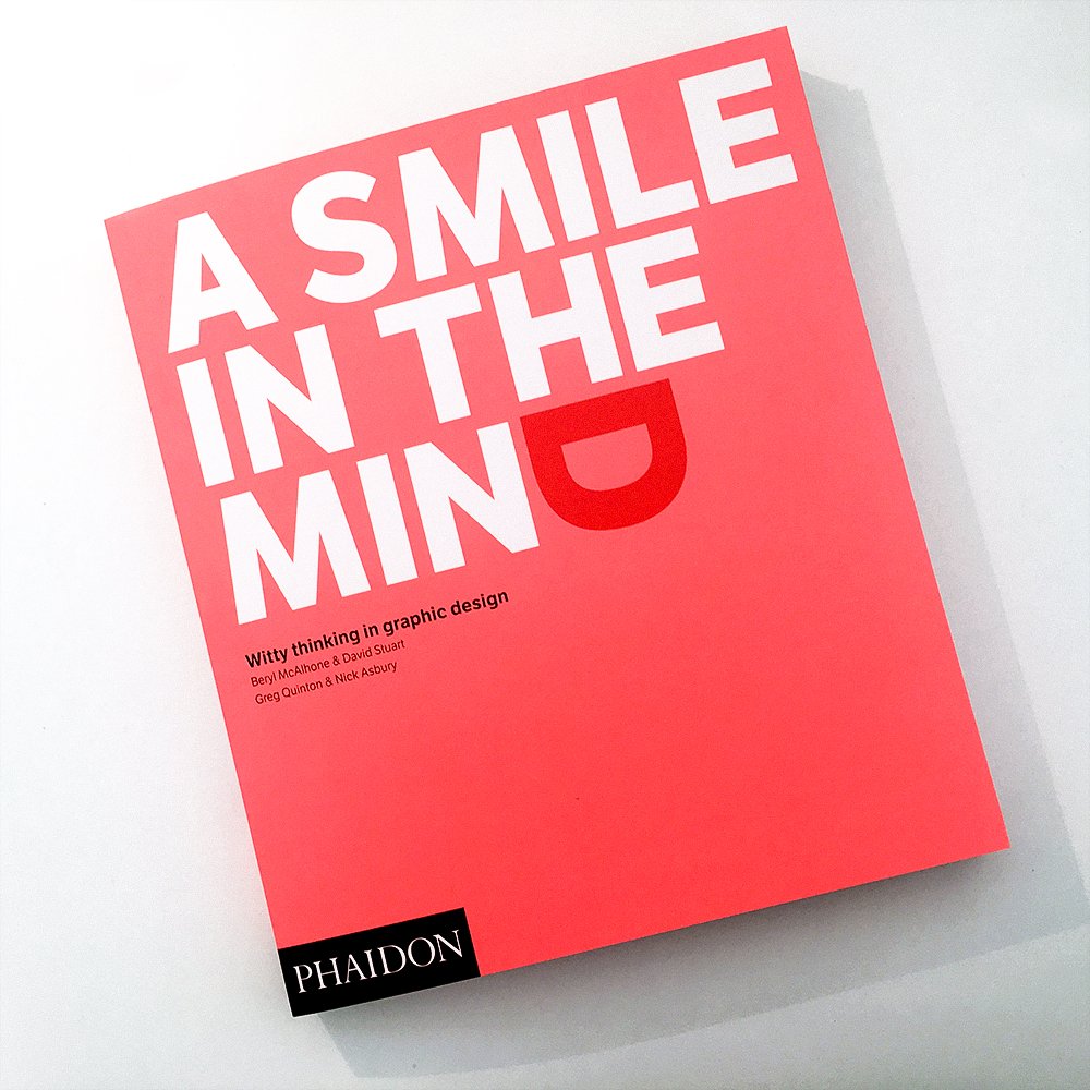 _thechase_'s tweet photo. It’s been a while since a new book created this much excitement @asmileinthemind @the_partners #ASmileintheMind https://t.co/OtJXjT9y0j