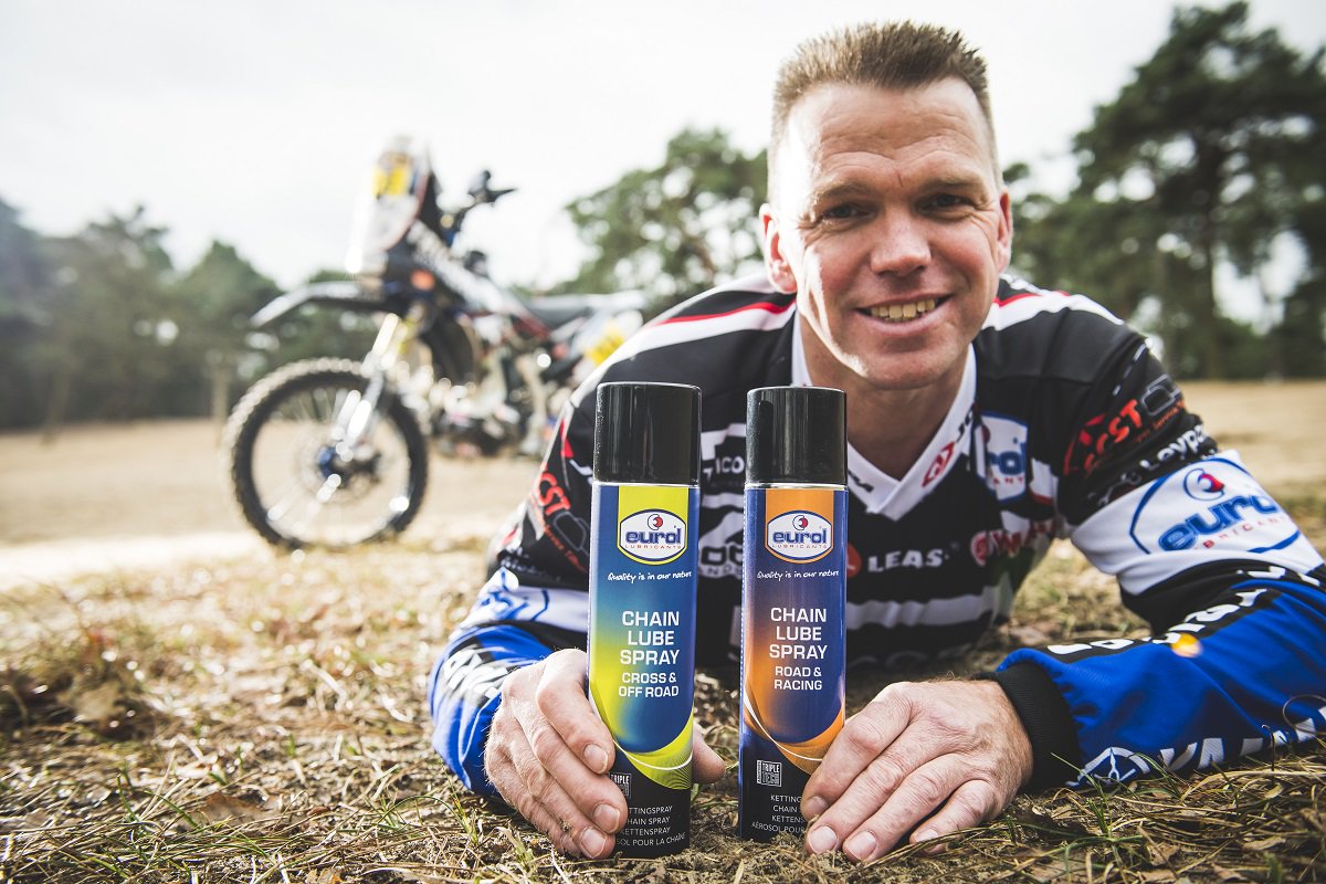 Nieuwe kettingsprays, succesvol getest door #MOTO73 en <a href="/Frans_Verhoeven/">Frans Verhoeven</a>. #MOTORbeurs
bit.ly/21arRMD