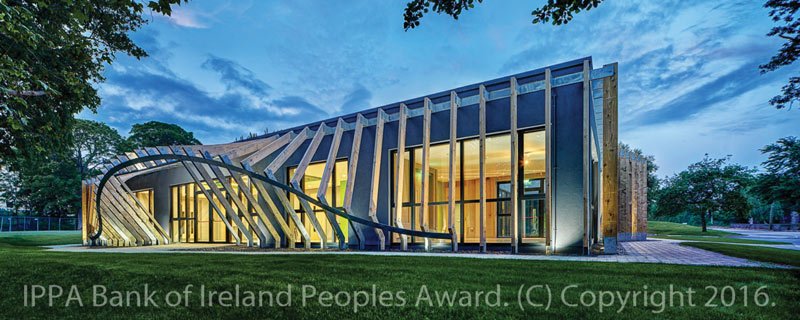 RT to vote <a href="/EndaCavanagh/">Enda Cavanagh</a> as winner of the <a href="/bankofireland/">Bank of Ireland</a> <a href="/IrishProPhoto/">IrishPhotographer</a> People’s Choice Award
