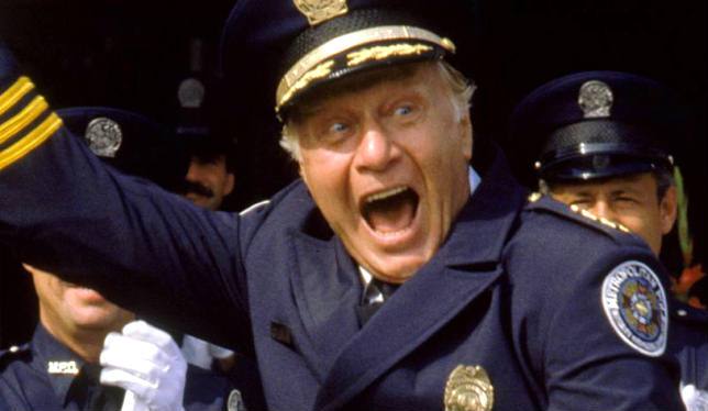 SilverMusicR's tweet photo. #cinema #ScuoladiPolizia saluta il #comandante #Lassard, aveva 98anni. #Rip #attore https://t.co/J0ByJyIvJr https://t.co/oj3Qt6h82K