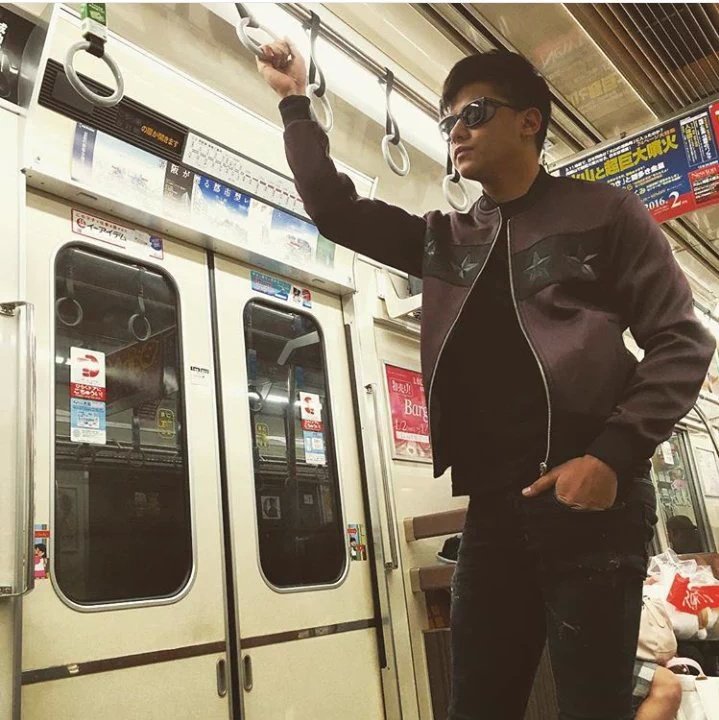 SmileFDCDO's tweet photo. DJP in Japan

#VoteKathrynFPP #KCA https://t.co/78gGA5pAbl