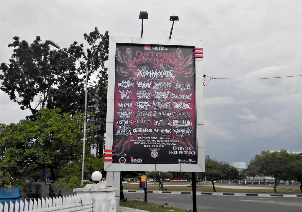 Baliho #DMX telah terpasang.