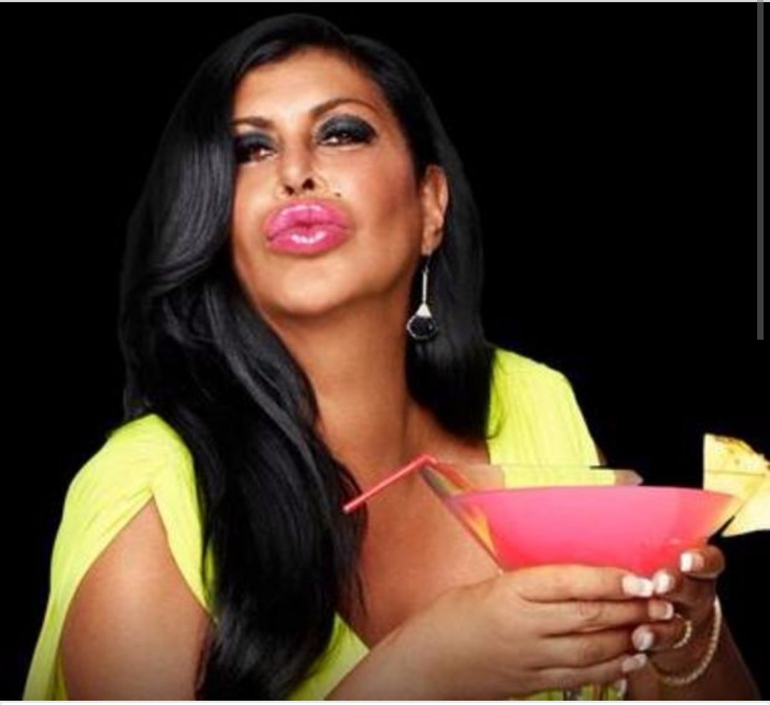 lightluna00's tweet photo. I am so so sad😢😢 I just found out that Big Ang just die my heat and prays go out to her family and friends🙏🙏😇👼 https://t.co/Jbv3anO2yN
