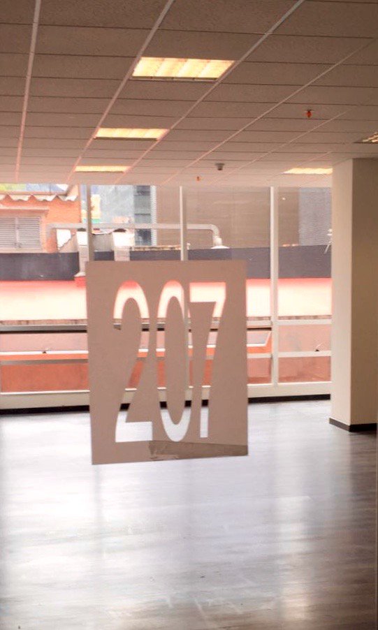 MacJmg's tweet photo. SE ARRIENDA EXCELENTE OFICINA - CHICO.
60 M2 - 2 GARAJES INDEPENDIENTES. https://t.co/RDNjsy5kjS