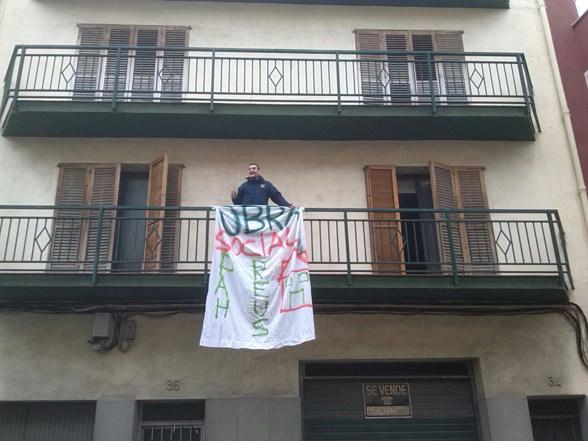 LA_PAH's tweet photo. Siempre bienvenidas las nuevas recuperaciones de @ObraSocial_PAH ¡Grandes @PahReusBaixCamp! #OrgulloDePAH https://t.co/YhPLFJ1NtB