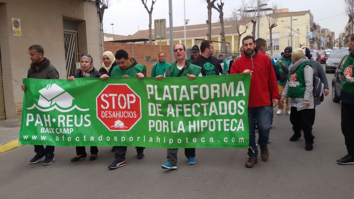 LA_PAH's tweet photo. Siempre bienvenidas las nuevas recuperaciones de @ObraSocial_PAH ¡Grandes @PahReusBaixCamp! #OrgulloDePAH https://t.co/YhPLFJ1NtB