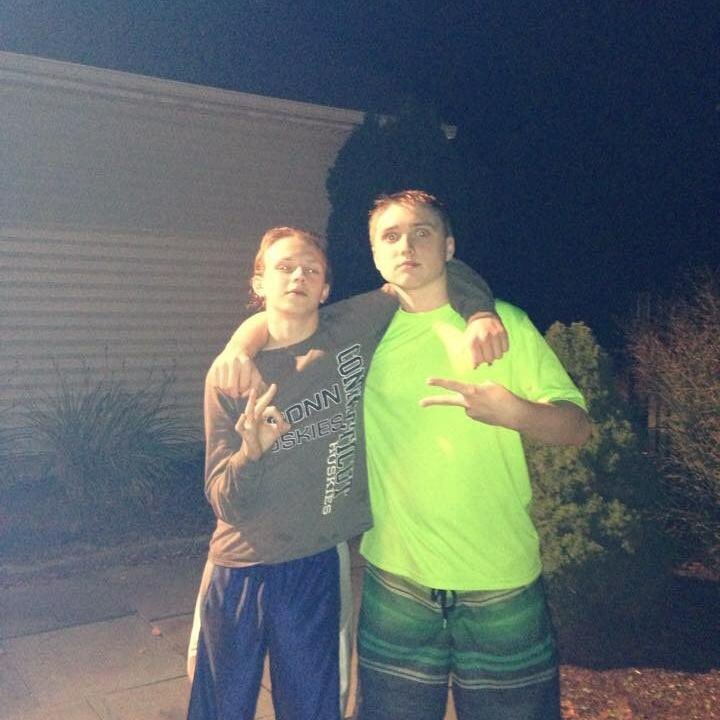 9TO81's tweet photo. Happy birthday Z! I hope it's a great one! Love you bud❤️ @TZupcoe https://t.co/jdgAou91OL