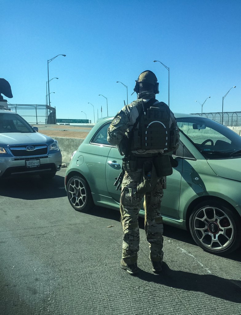 RobertKFOX14's tweet photo. FBI agents patrolling the Bridge of the Americas. Otherwise, bridge traffic seems typical a day after #PopeInJuarez. https://t.co/vcbO8yzymR