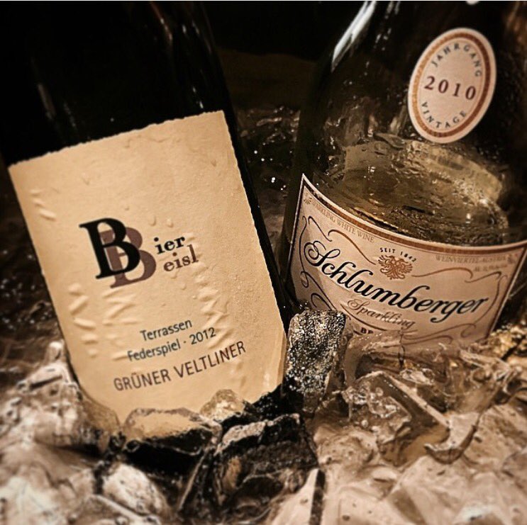 PrimroseRebel's tweet photo. #NationalDrinkWineDay and what better way to #celebrate than #BierBeisl house #wine  #DTLA https://t.co/hFk6Y7JQCX