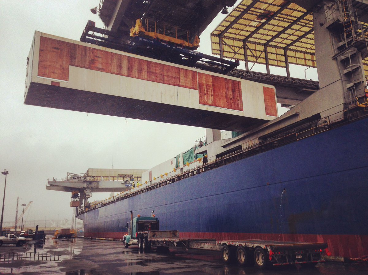 stackmodular's tweet image. Cool shot of our latest units arriving to port! #thinkmodular #stackmodular