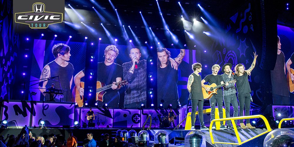 onedirection's tweet photo. #TBT Who celebrated their birthday during #HondaCivicTour? Watch &amp; find out! https://t.co/A3qB9b6xaj Pic: Cal Aurand https://t.co/jAj7tHCoJl