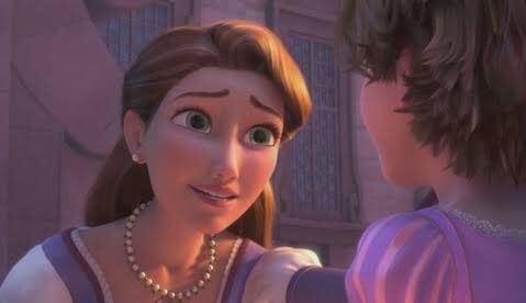 アナと雪の女王の映画中にラプンツェルが登場 アリエルとの関係は