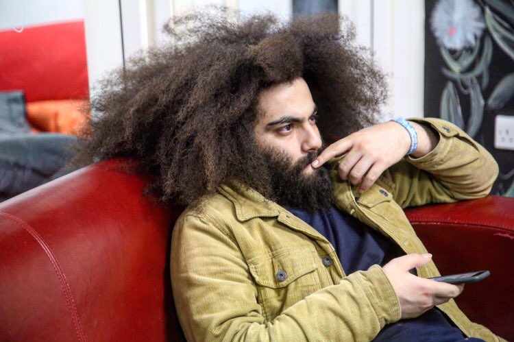 RezaPahlevani's tweet photo. بِكوبم تا ته !!❤️👊🏿💪🏿🙏🏿✌🏿️🏋🏿👏🏿👤🎤 #ManotoStage #ManotoTv #RrzaPahlevaniQomi #Reza #RezaStage #Stage #Bitab https://t.co/zj2wS2S9DM