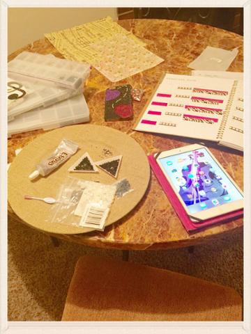 ecboutique_'s tweet photo. A DAY IN THE OFFICE! https://t.co/qAHX5sMcdJ