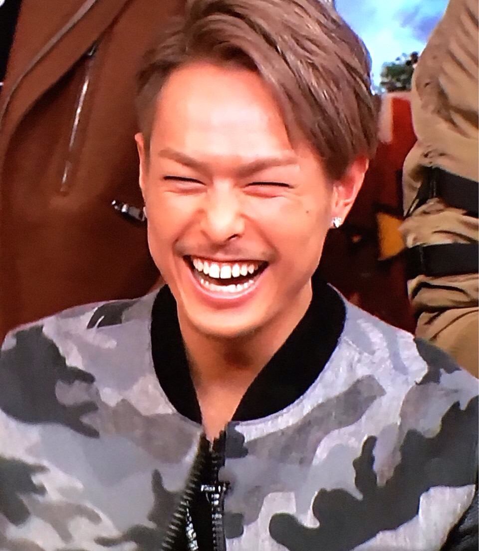 登坂シオリ Omi Rnnkeg Twitter