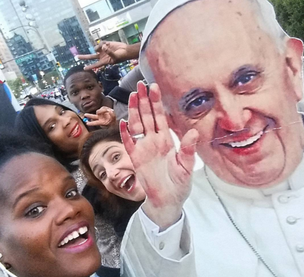 PopUpPope's tweet photo. #TBT pre #PopeInPhilly excitement @LOVE_Park with #PopUpPope. #Philly https://t.co/7c7hG3ignC