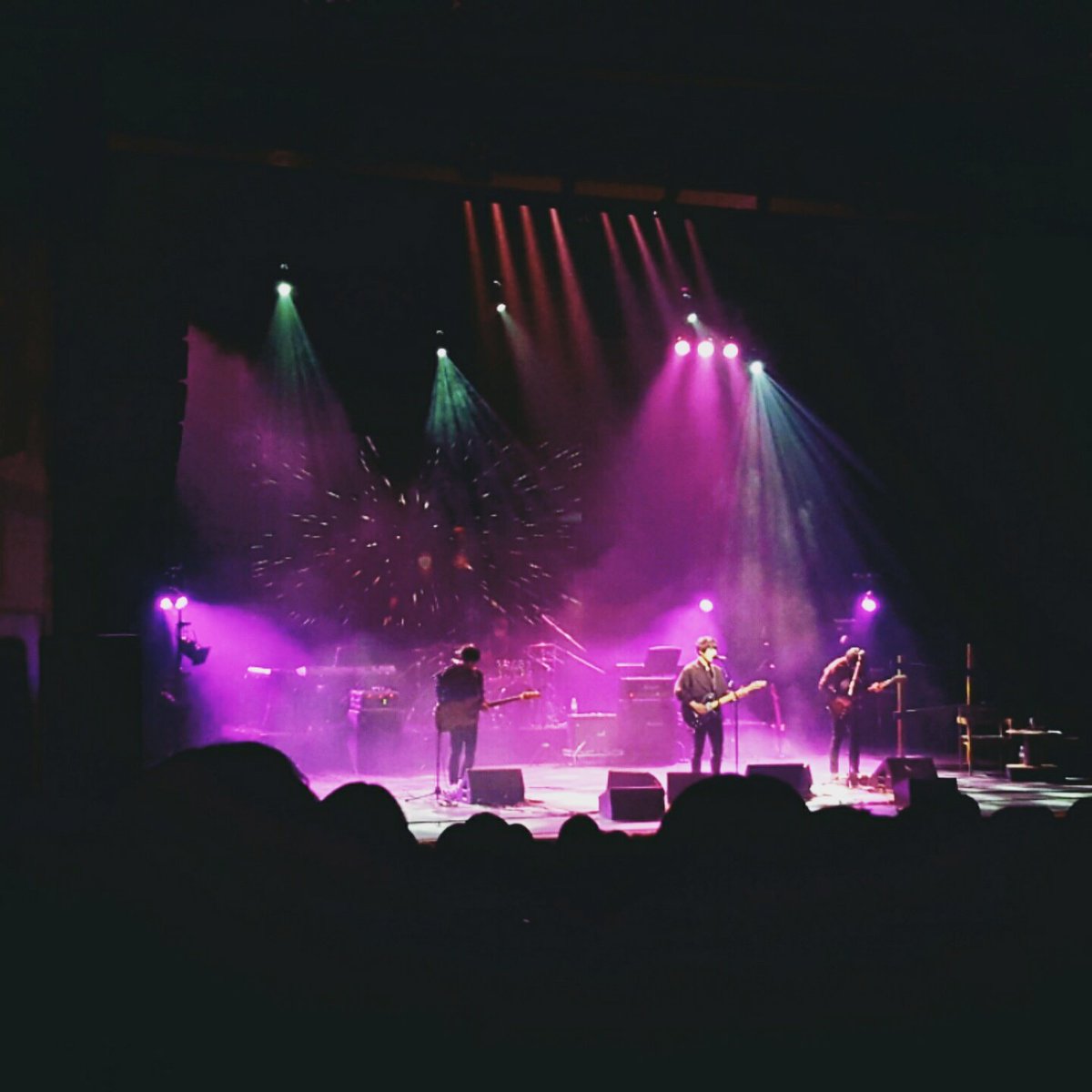 마포아트센터 아트홀맥에서 열린 미래광산 콘서트 쏜애플의 무대를 마쳤습니다. 함께 해주신 여러분 감사드립니다.