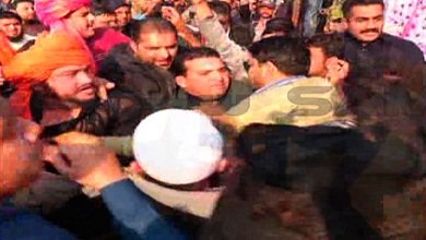 #Journalists beaten up in #Gujranwala.
Watch video for details: bit.ly/210XNX6