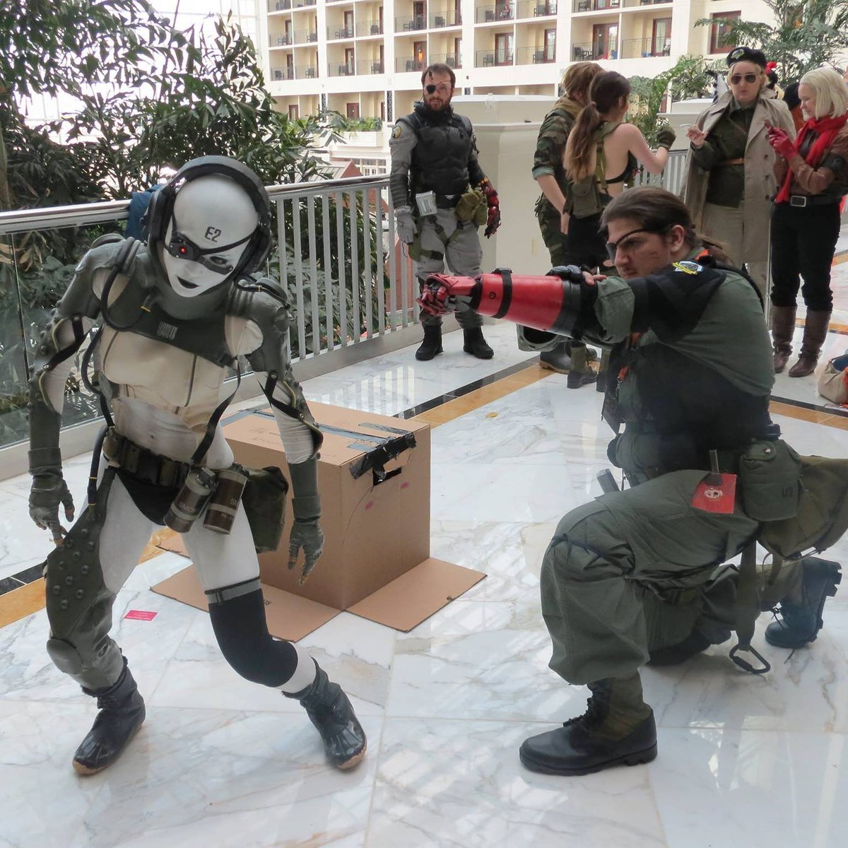 寄生虫部隊 スカルズのコスプレ群 寄生虫部隊 スカルズのコスプレ群