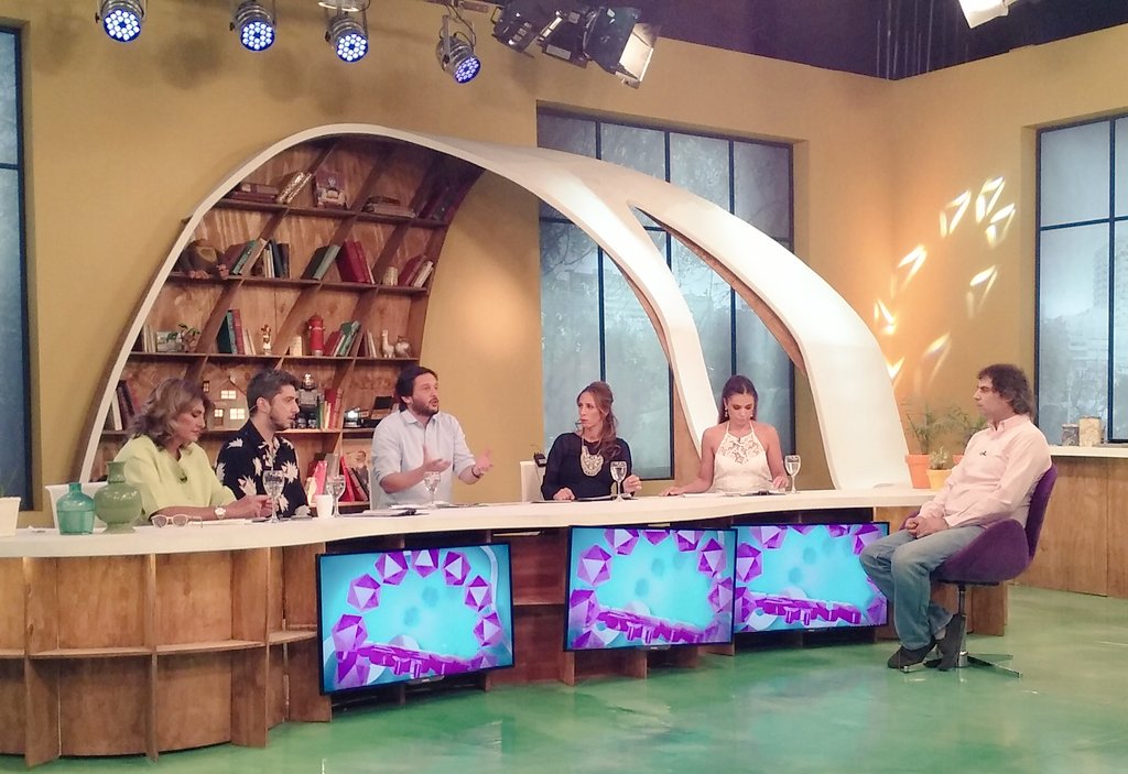 .<a href="/sebastianelias4/">sebastian elias</a> es no vidente y diabético. Lleva 6 días sin #luz. <a href="/germanpaoloski/">German Paoloski</a> <a href="/Palivarela/">Paula Varela</a> <a href="/silviafbarrio/">silvia f.barrio</a>