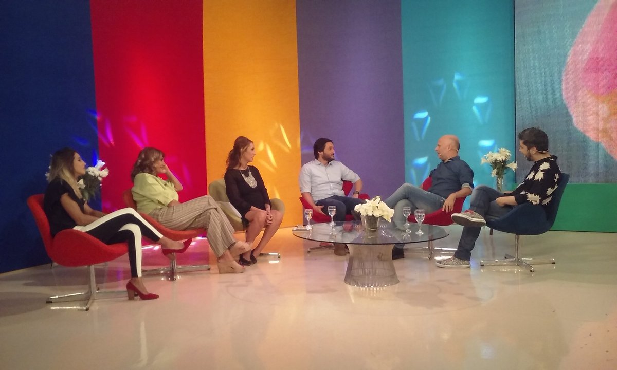 La Mesa Está Lista tweet media