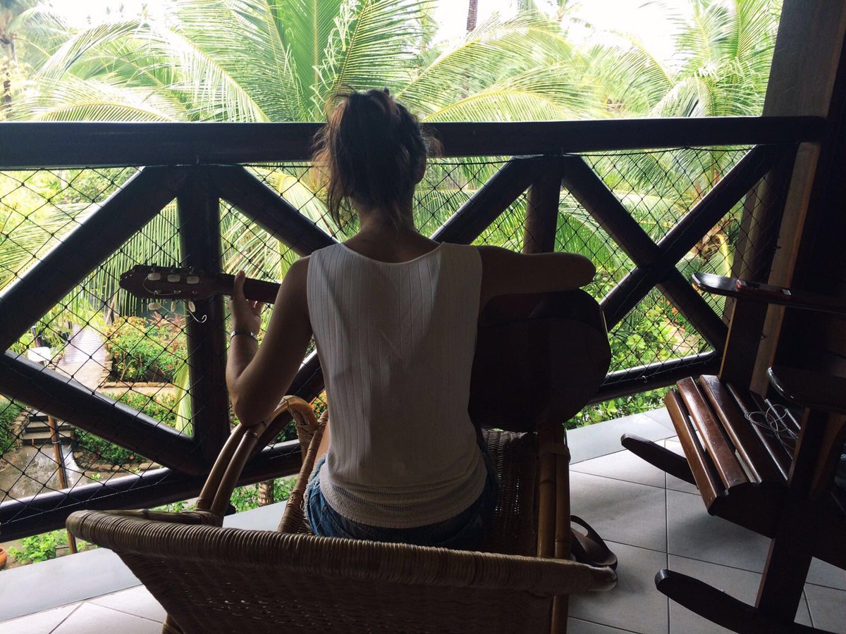 un poco de musica 🎶