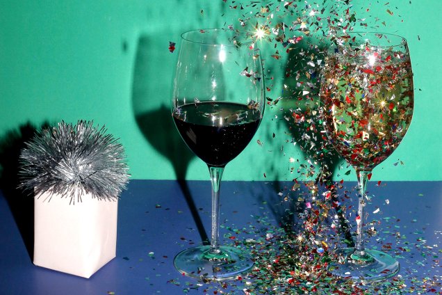 repeller's tweet photo. Hey it's #NationalDrinkWineDay so tonight we will be doing just that. Thanks @MarissaARoss https://t.co/2BGeXlCfhV https://t.co/c1eagwy8yu