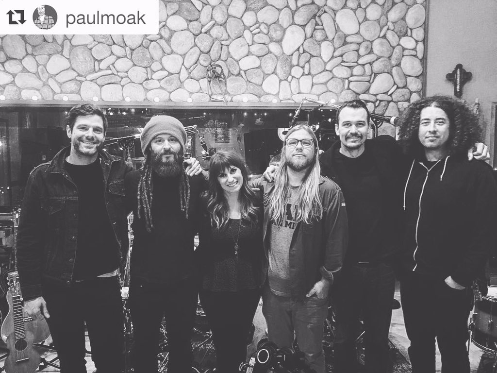 caitlynsmith's tweet photo. Studio day 2 was perfection. So grateful for these humans pouring their hearts into these songs. ❤️ #Smoakstack https://t.co/tIs1B2lLAc