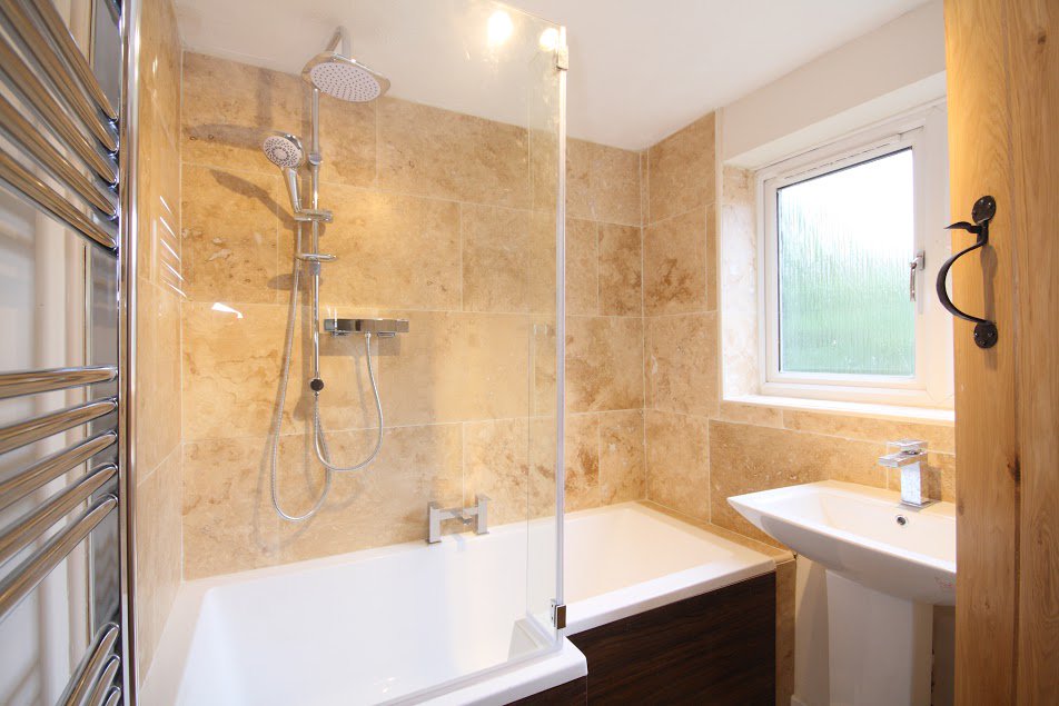 rightmove.co.uk/property-for-s…
2 bed cottage, recently renovated to high standard, please call for a viewing today.