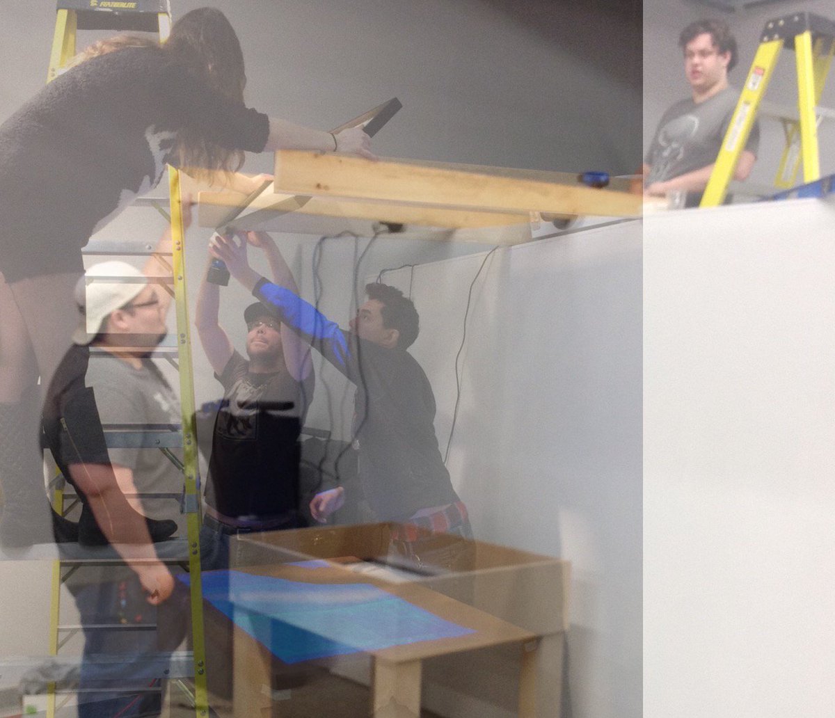 SDVAgallery's tweet photo. #makerspace working with #museum and #gallerystudies students to create #AugmentedReality sandbox @georgiancollege https://t.co/h9gZzxI22Q