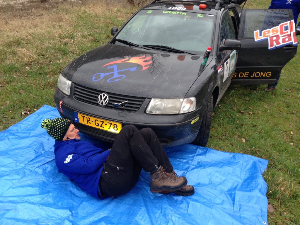 Waar zit die sensor?! #werklunch #carbagerun
