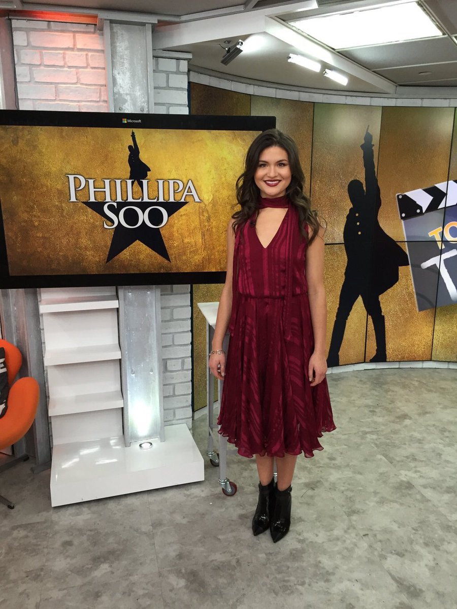 kingoftheham's tweet photo. @Phillipasoo SO GORGEOUS AND SO FIERCE https://t.co/Yx6ippd3KT