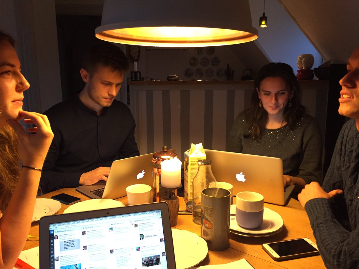 StarSkaterDk's tweet photo. #EMS2016 SoMe group get together preparing #FOAMed strategy to bring the best of @EMS_CPH2016 to your twitterfeed https://t.co/mz0zQj16pb