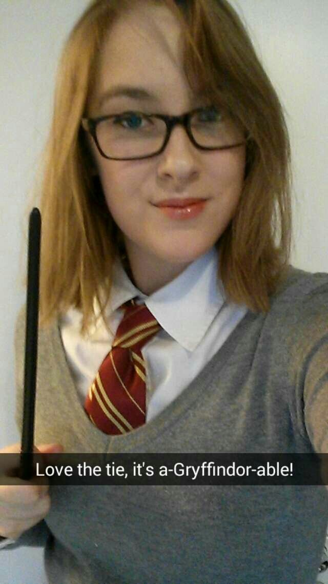 blueflamingocp's tweet photo. My Hogwarts ties arrived and I might have gotten a teensy bit excited...
#HarryPotter #cosplay https://t.co/17zDGALmYK