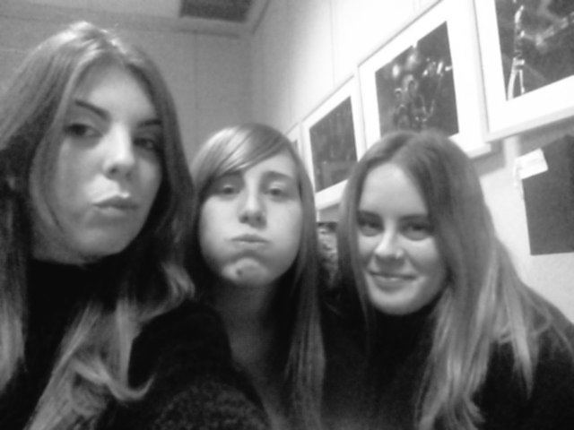 RiscoBeatriz's tweet photo. Inaugurando nueva red social!! @Maribelslqh @AuroraHawthorne https://t.co/6ABcow0vKh