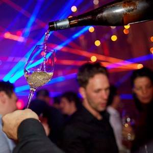 Spiegelau-Gläser im Einsatz sehen, bei der Party Chillout Weissrot '16 der @su_de
chillout-weissrot.de